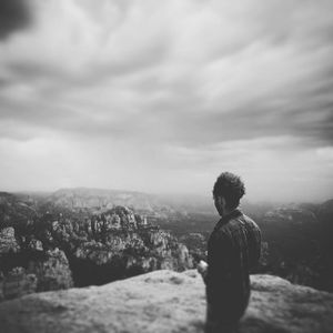 Meet your Posher, Derrick